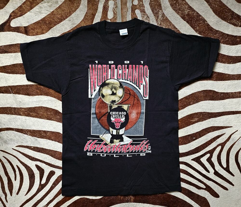 VTG Chicago Bulls 1991 NBA World Champs Unbeatabulls Salem Sportswear Black Sz L